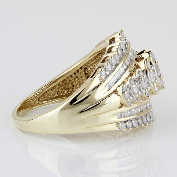 10k Yellow Gold Round & Baguette Diamond Cocktail / Anniversary Band Ring - Picture 3 of 7